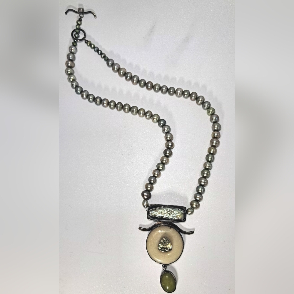 Vintage Tahitian Pearl Necklace With Sterling Silver Carved Bone Pendant - Picture 2 of 10
